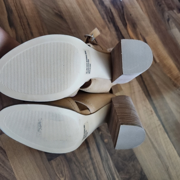 NWT Dolce Vita Block Heel Anlke Strap SandalBrista Shooties Tan 10 - Picture 5 of 7